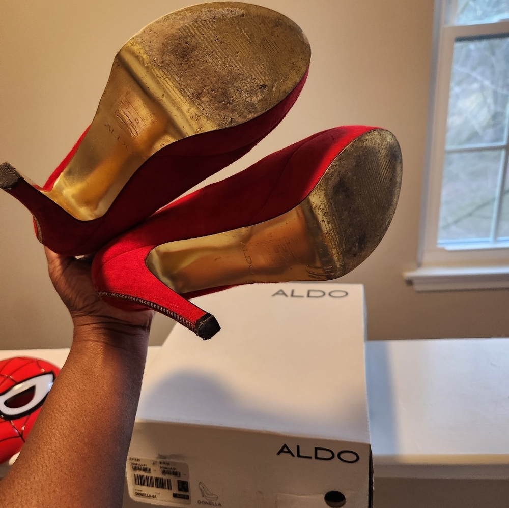 Red Aldo Heels - Picture 4 of 5